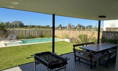 Casa en  venta Vila Marina II