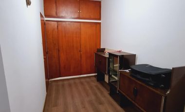 Venta. Casa 3 dormitorios. San Luis, Pje. Laprida N°464