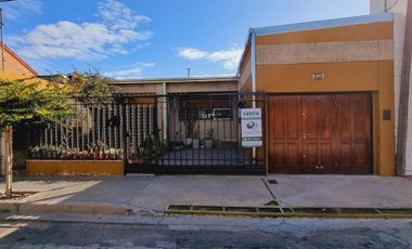Venta. Casa 3 dormitorios. San Luis, Pje. Laprida N°464