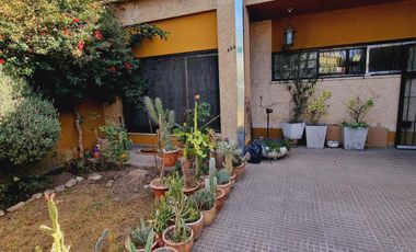 Venta. Casa 3 dormitorios. San Luis, Pje. Laprida N°464