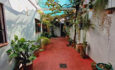 Venta. Casa 3 dormitorios. San Luis, Pje. Laprida N°464