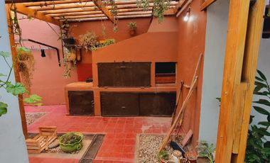 Venta. Casa 3 dormitorios. San Luis, Pje. Laprida N°464