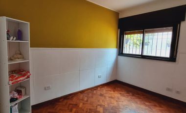Venta. Casa 3 dormitorios. San Luis, Pje. Laprida N°464