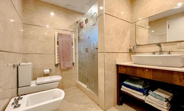 VENTA | CASA | 5  AMB CON PILETA|  ACANTILADOS
