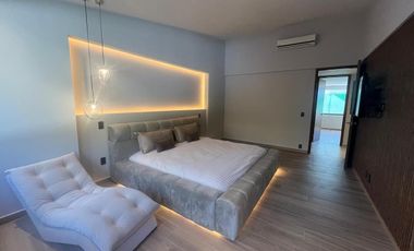 CASA DE LUJO REMODELADA EN VENTA