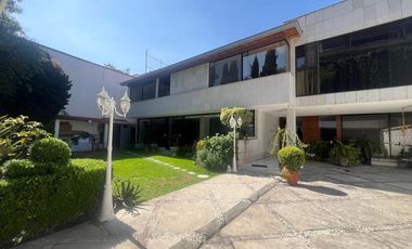 CASA DE LUJO REMODELADA EN VENTA