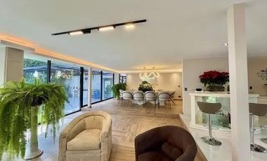 CASA DE LUJO REMODELADA EN VENTA