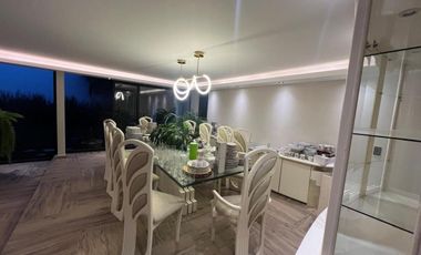 CASA DE LUJO REMODELADA EN VENTA