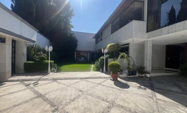 CASA DE LUJO REMODELADA EN VENTA