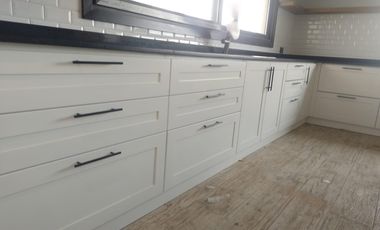 Casa en venta - 3 Dormitorios 5 Baños - 690Mts2 - Mar del Plata
