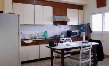 Casa en venta - 2 Dormitorios 1 Baño - 156Mts2 - Quilmes