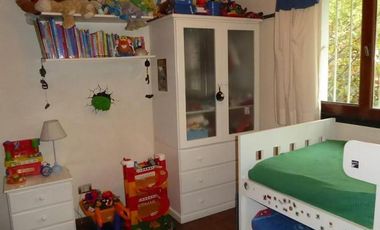 Excelente chalet ubicada en José Marmol