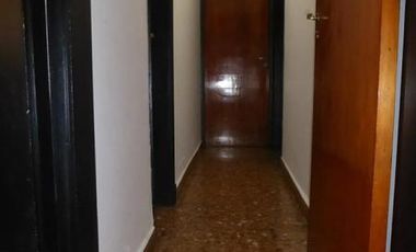 Excelente chalet ubicada en José Marmol