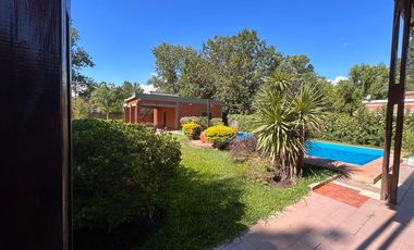 Casa en Funes