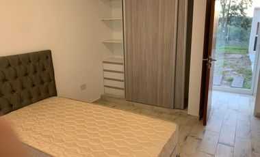 Venta a estrenar Casa de 4 amb con parrilla y pileta Canning Barrio Santa Ines