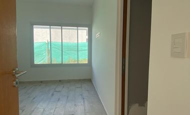 Venta a estrenar Casa de 4 amb con parrilla y pileta Canning Barrio Santa Ines