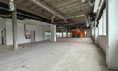 Alquiler oficina en Saavedra 1er piso (750 m2)
