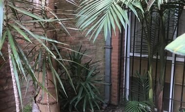 Casa 4 ambientes con detalles de categoría. Florida.