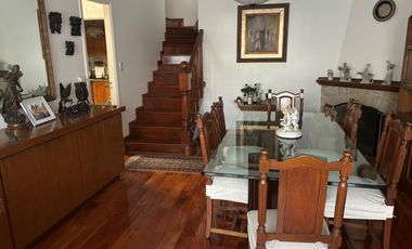 Casa 4 ambientes con detalles de categoría. Florida.