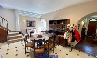 Casa - Lomas de Zamora Este