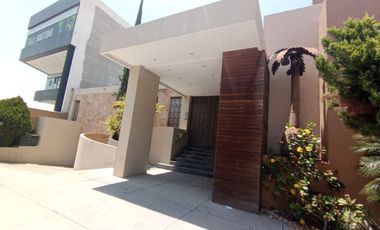 Local Comercial en Venta ave. principal Constituyentes  Corregidora