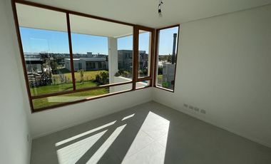 Casa Venta o Alq. de 3 dorm en Ceibos, Puertos del Lago