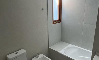 Casa Venta o Alq. de 3 dorm en Ceibos, Puertos del Lago