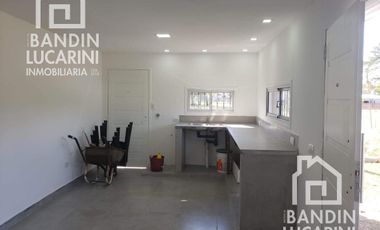 Casa a estrenar en Barrio Cerrado sin expensas El Relincho Bosques Souriguez sobre lote de 600 m2.