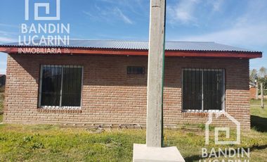 Casa a estrenar en Barrio Cerrado sin expensas El Relincho Bosques Souriguez sobre lote de 600 m2.