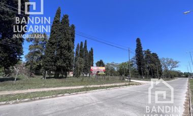 Casa a estrenar en Barrio Cerrado sin expensas El Relincho Bosques Souriguez sobre lote de 600 m2.