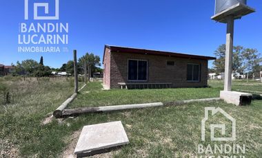 Casa a estrenar en Barrio Cerrado sin expensas El Relincho Bosques Souriguez sobre lote de 600 m2.