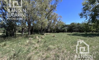 Casa a estrenar en Barrio Cerrado sin expensas El Relincho Bosques Souriguez sobre lote de 600 m2.