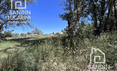 Casa a estrenar en Barrio Cerrado sin expensas El Relincho Bosques Souriguez sobre lote de 600 m2.