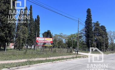 Casa a estrenar en Barrio Cerrado sin expensas El Relincho Bosques Souriguez sobre lote de 600 m2.