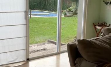 CASA EN 2 PLANTAS 3 DORMITORIOS JARDIN CON PILETA