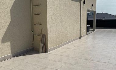 PH 5 AMB. CON LUJOSO DISEÑO EN VENTA - VILLA BALLESTER