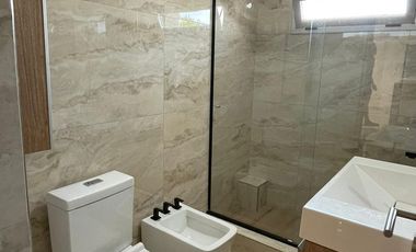 PH 5 AMB. CON LUJOSO DISEÑO EN VENTA - VILLA BALLESTER