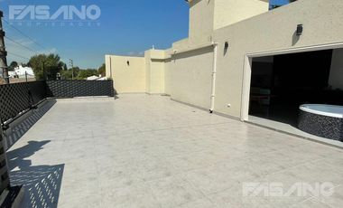 PH 5 AMB. CON LUJOSO DISEÑO EN VENTA - VILLA BALLESTER