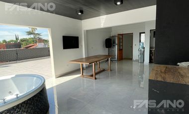 PH 5 AMB. CON LUJOSO DISEÑO EN VENTA - VILLA BALLESTER