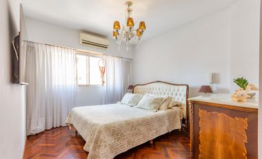 VENTA - Departamento de 3 dormitorios   Comodín  y 2 cocheras - Martin, Rosario. APTO CREDITO
