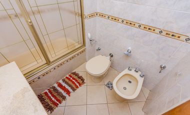 VENTA - Departamento de 3 dormitorios   Comodín  y 2 cocheras - Martin, Rosario. APTO CREDITO