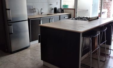Casa en venta - 4 Dormitorios 3 Baños - 350mts2 - Miramar