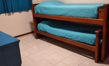 Casa en venta - 4 Dormitorios 3 Baños - 350mts2 - Miramar