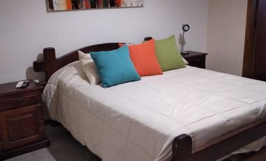 Casa en venta - 4 Dormitorios 3 Baños - 350mts2 - Miramar