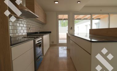 Casa en venta Bº La consuelo Centenario