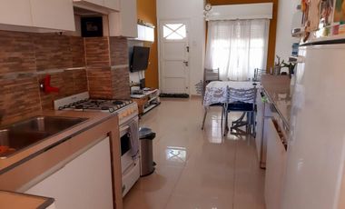 Casa - Luis Guillon