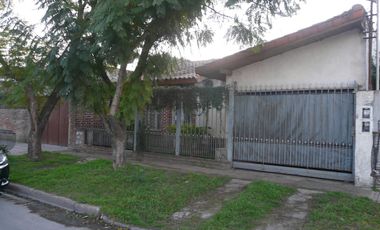 Casa - Luis Guillon