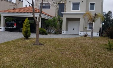 Venta Casa 5 Ambientes en San Francisco Villanueva Tigre