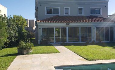 Venta Casa 5 Ambientes en San Francisco Villanueva Tigre