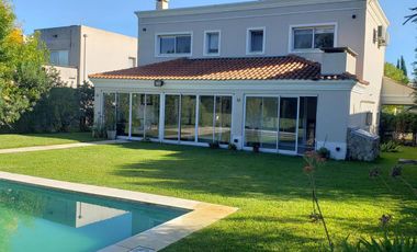 Venta Casa 5 Ambientes en San Francisco Villanueva Tigre